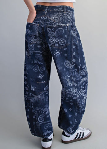 Cedar Trail Barrel Jeans