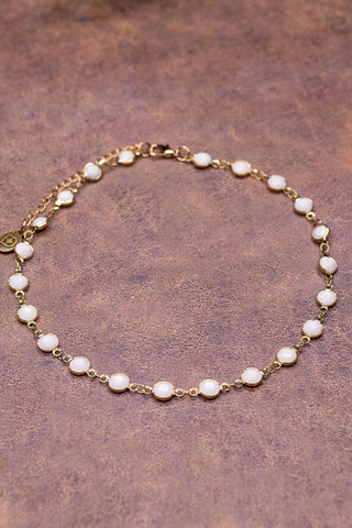 Sawyer Necklace in White/Gold 234